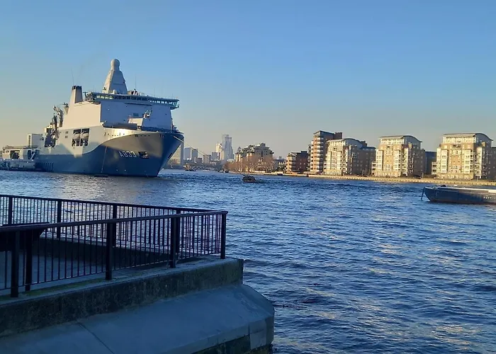 2-Bedroom Flat In Cutty-Sark, Greenwich !