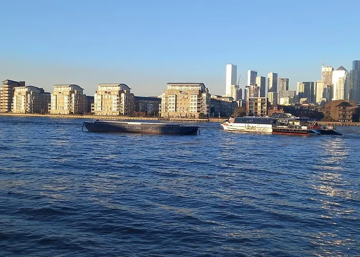 2-Bedroom Flat In Cutty-Sark, Greenwich !